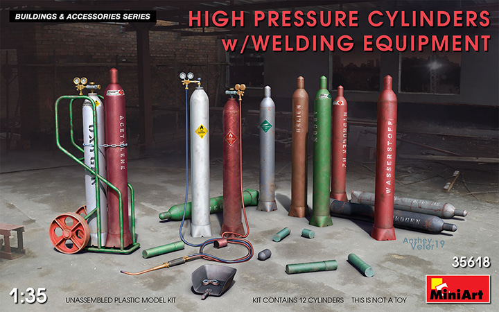 1/35 High Pressure Cylinders w/Welding Equip