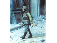 CP35435 1/35 WWII 독일 걸어가는 병사