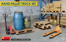 MI35606 1/35 Hand Pallet Truck Set