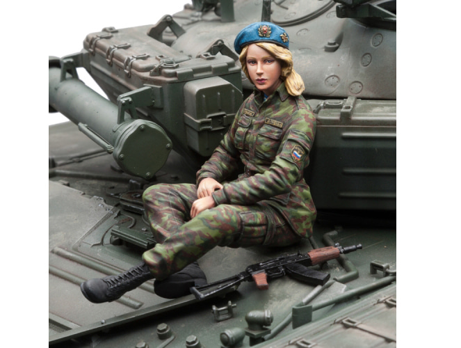 1/16 Russia Female Infantry