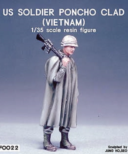 LF0022 1/35 US Soldier Poncho Clad Vietnam