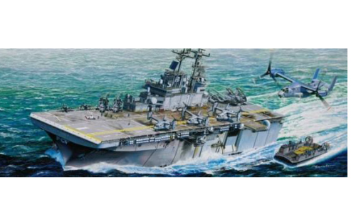 TRU05611 1/350 USS Wasp LHD1 Amphibious Assault Ship