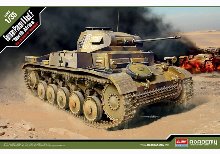 A13535 1/35 German Panzer II Ausf.F &quot;North Africa&quot;