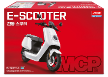 A15503 1/12 E-Scooter MCP